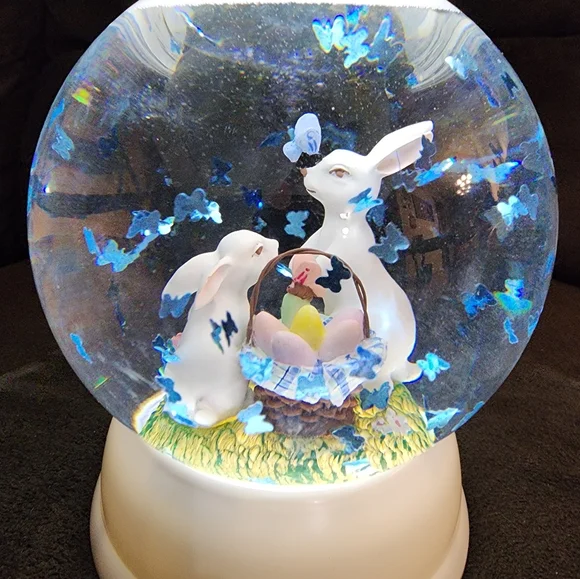 NWT Charming BATH& Body WORKS Bunny RABBIT WITH BUTTERFLIES 3 WICK Candle HOLDER